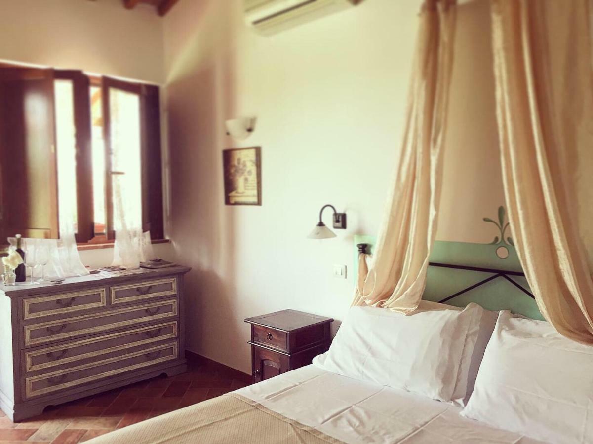 Agriturismo Il Puntoncino มาร์ซิลิอานา ภายนอก รูปภาพ